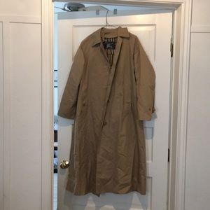 Vintage Burberry “Burberry’s” removable lining